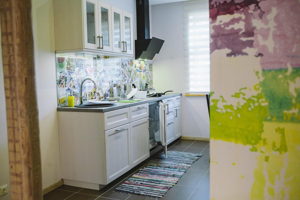 Studio Apartment In Private House Riga Kamer foto